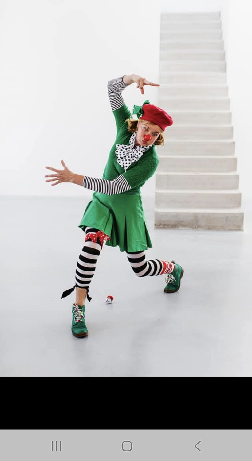 Sandra als Clown Pip